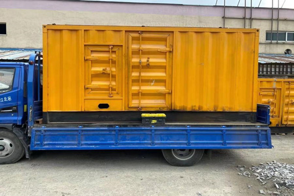 400kw康明斯發(fā)電機(jī)出租穩(wěn)定性強(qiáng)